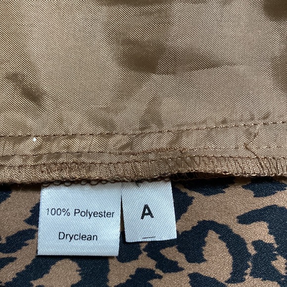 Loft Cheetah Shorts Size 2 - Picture 10 of 12